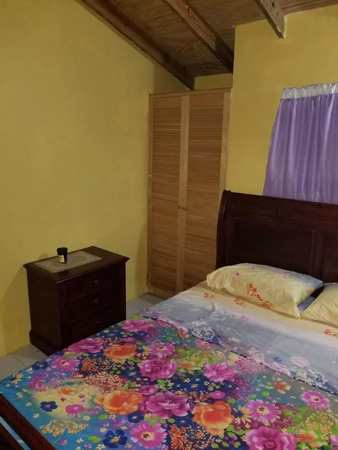 Cozy Getaway In New Harbor Village Old Harbour 펜션