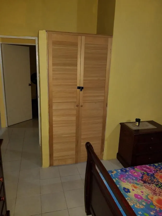 Cozy Getaway In New Harbor Village Old Harbour 0*,  Jamaica